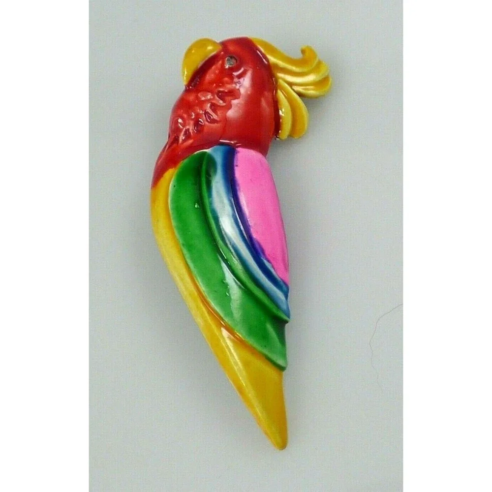 Vintage Tropical Macaw Parrot Brooch Pin Enamel Colorful Gold Tone Metal Estate